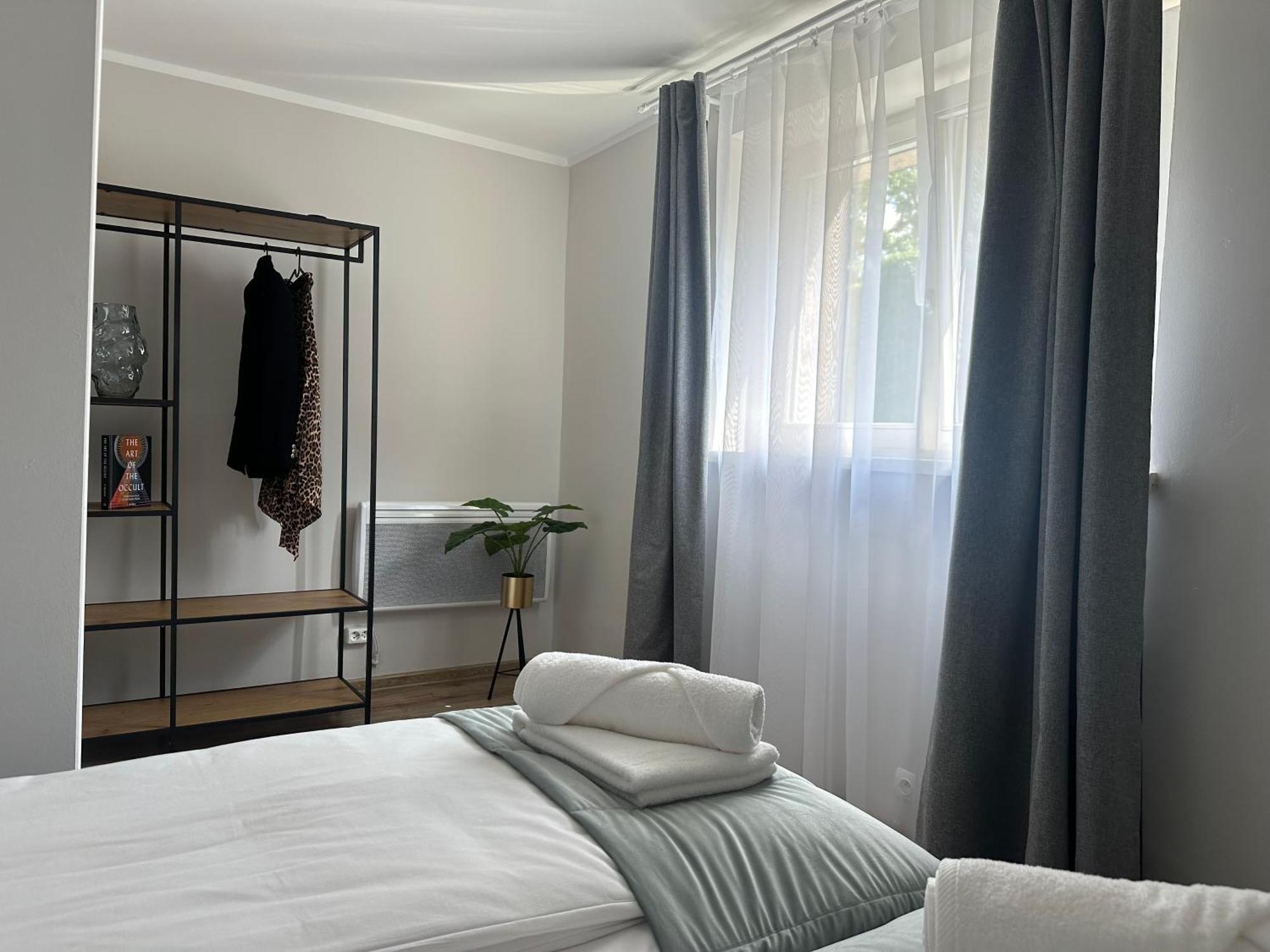 Ga Apartments Красков Екстериор снимка
