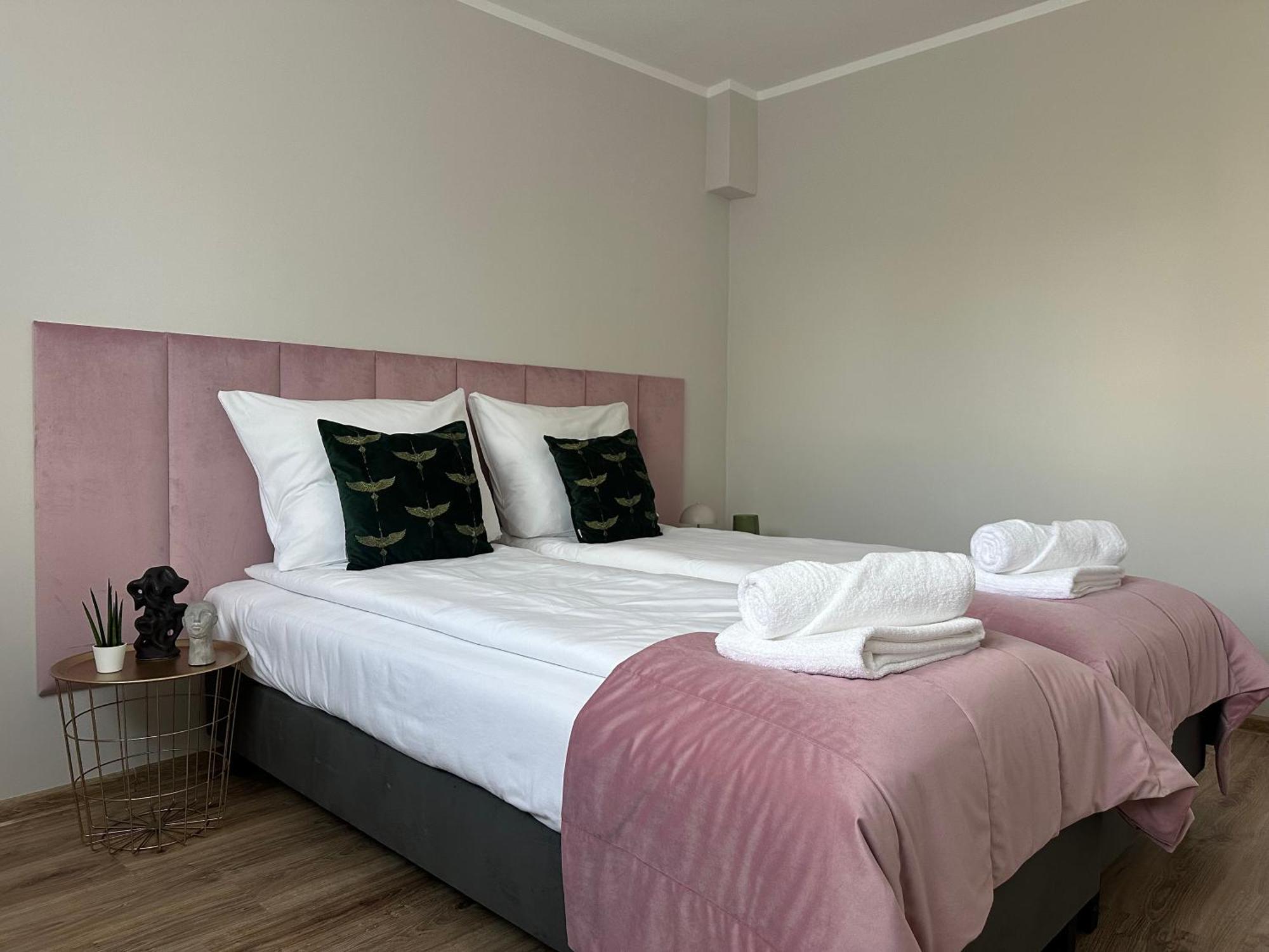 Ga Apartments Красков Екстериор снимка