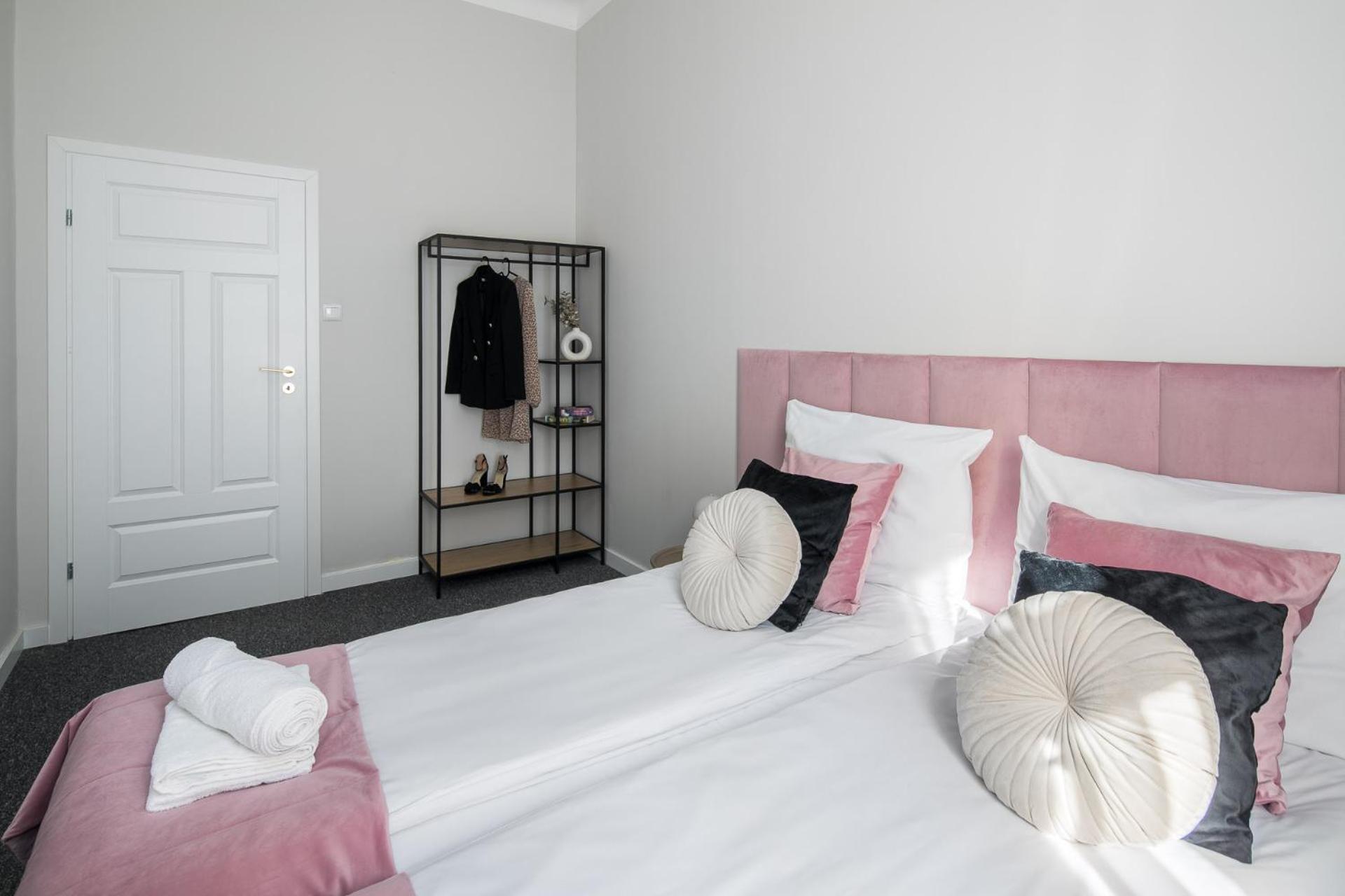 Ga Apartments Красков Екстериор снимка